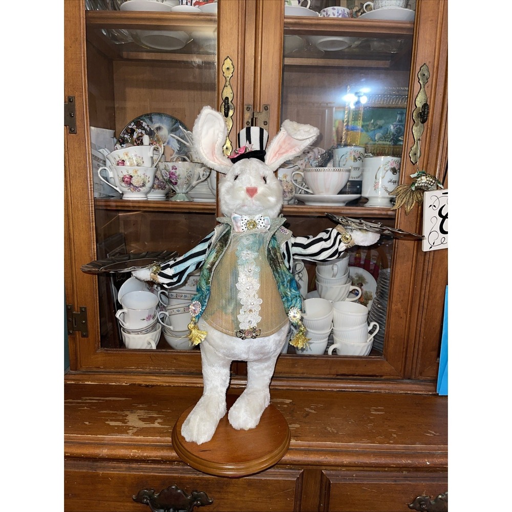 Mark Roberts RARE‎ 20" Tall Server or Butler Rabbit Collectibles - Picture 7 of 16
